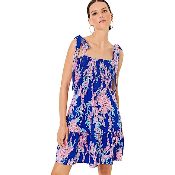 Lilly Pulitzer Kailua Smocked Dress in Borealis Blue NWT - Size Small - Picture 2 of 9